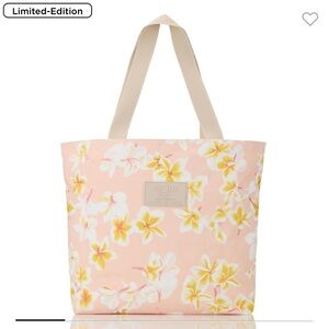 ALOHA Collection Aloha De Mele Pua Melia Day Tripper Tote Bag NWT